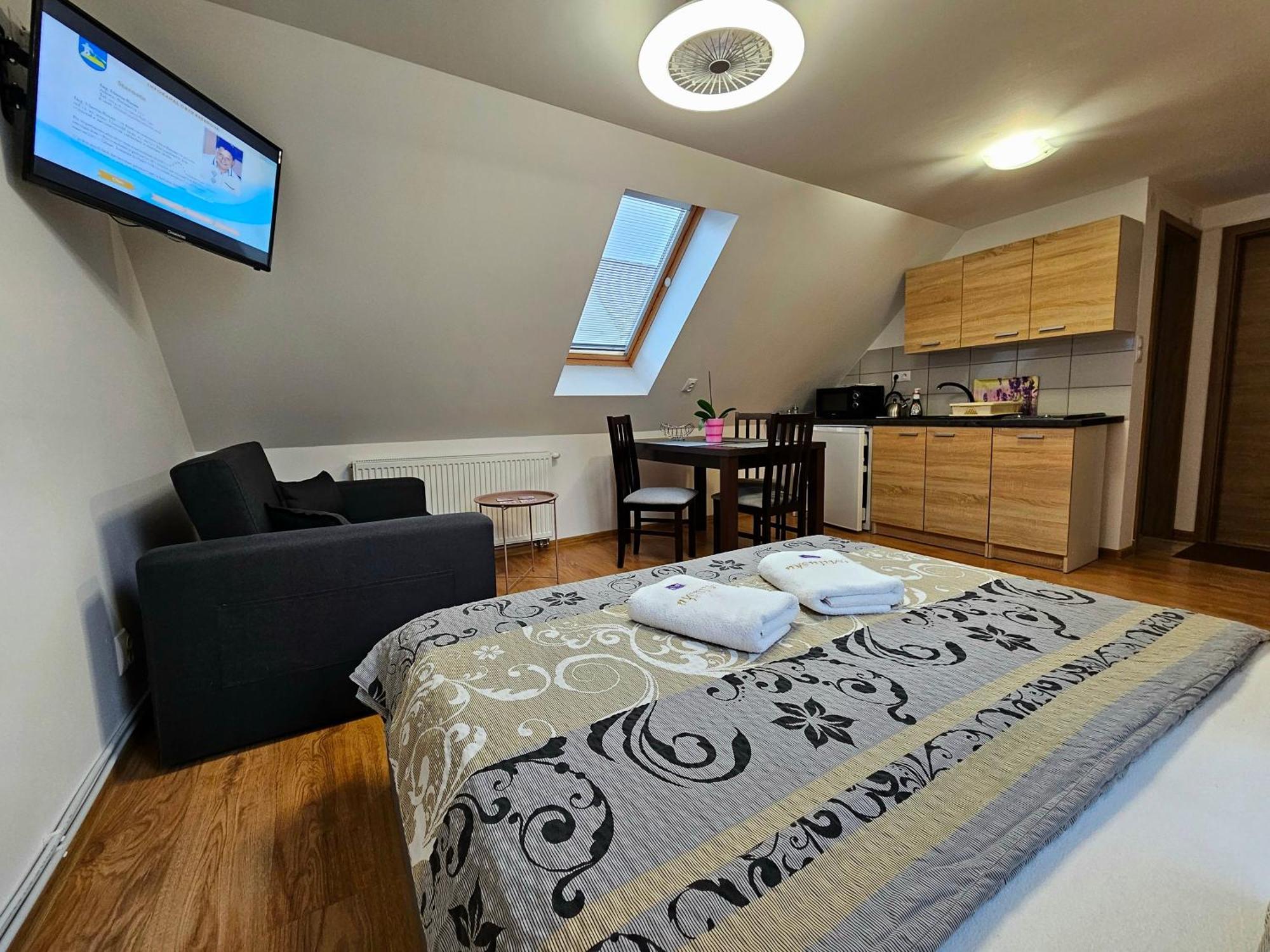 Apartmany Miluska Bešeňová Buitenkant foto
