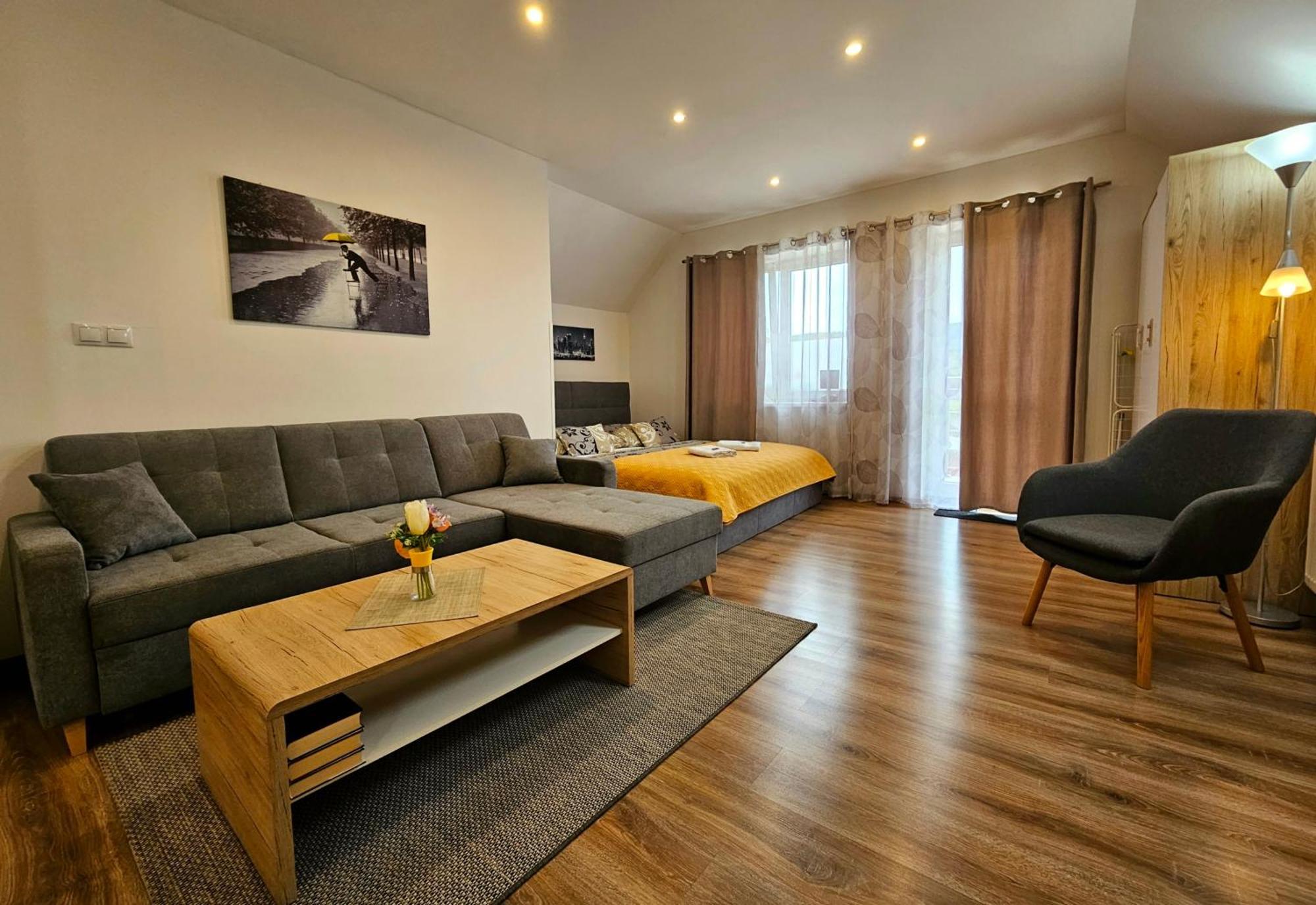 Apartmany Miluska Bešeňová Buitenkant foto