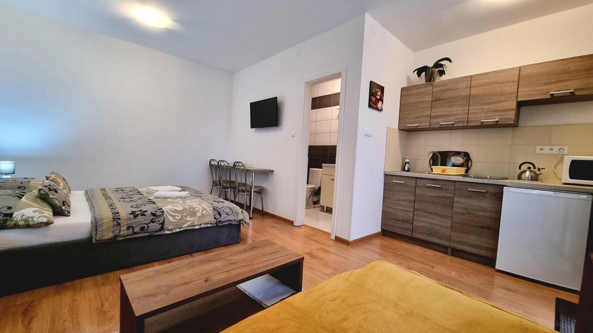 Apartmany Miluska Bešeňová Kamer foto