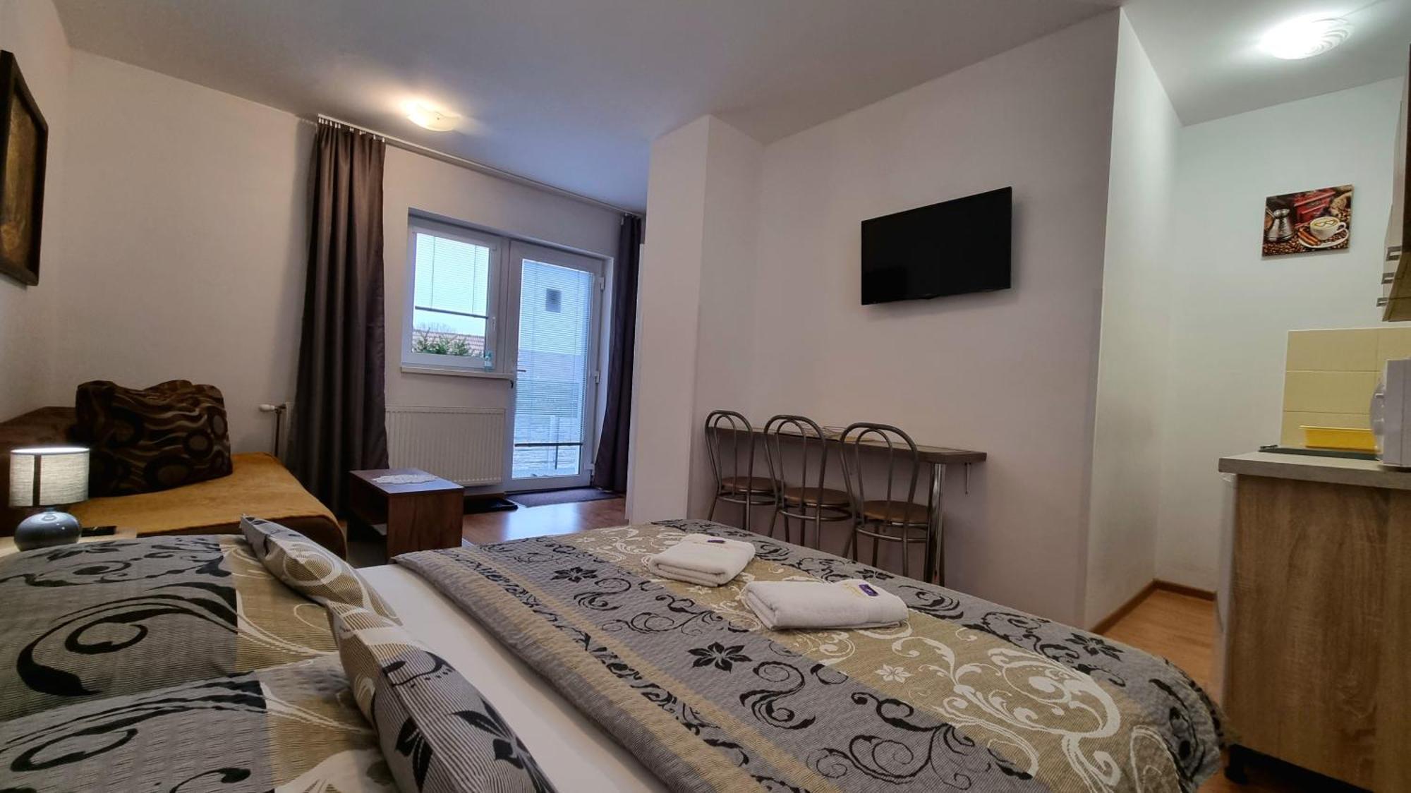 Apartmany Miluska Bešeňová Kamer foto